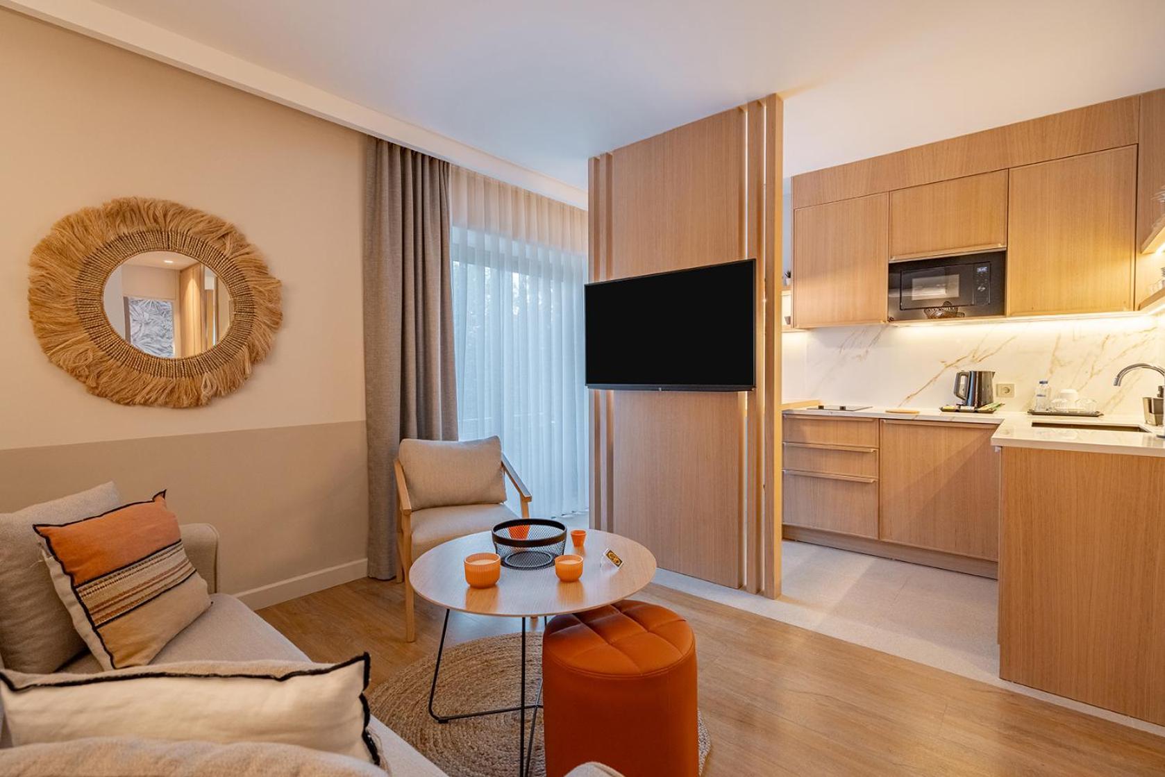 Oli And Apart Otel